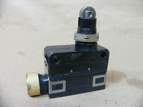 AZBIL Limit Switch SL1-A  Micro Switch CNC Travel Switch AZBIL Limit Switch SL1-A  Micro Switch CNC Travel Switch