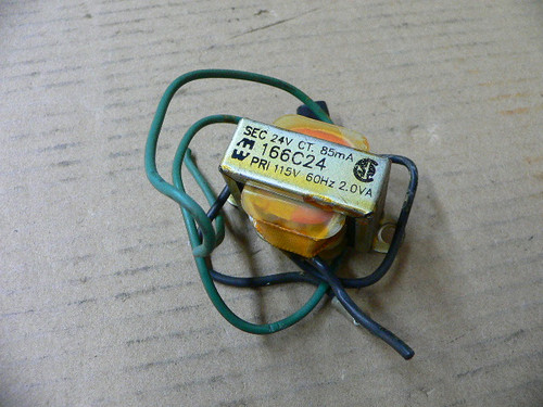 HAMMOND 166C24 TRANSFORMER 24V 2.04VA 0.085A HAMMOND 166C24 TRANSFORMER 24V 2.04VA 0.085A