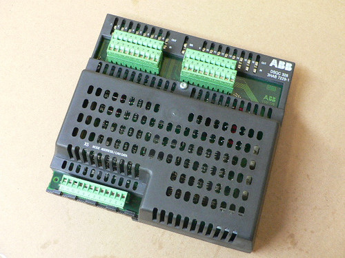ABB DSQC 328 3HAB 7229-1 24VDC Digital I/O Robot Relay Module