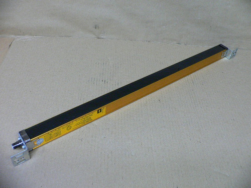 F3SNA0607P25L OMRON F3SN-A0607P25-L LIGHT CURTAIN EMITTER F3SNA0607P25L OMRON F3SN-A0607P25-L LIGHT CURTAIN EMITTER