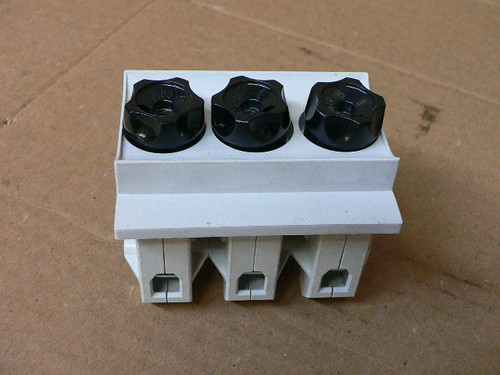 Siemens 5SG5 730 5SG5730 D02 3P 63A Fuse Socket Siemens 5SG5 730 5SG5730 D02 3P 63A Fuse Socket