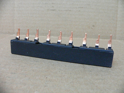 SIEMENS AUXILIARY LINE FEEDER 3RV1915-1B SIEMENS AUXILIARY LINE FEEDER 3RV1915-1B