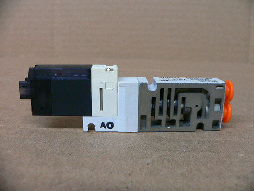 SMC VQ0241-5MO-N3 VQ02415MON3 VALVE DBL FLIP N/PLUG-IN