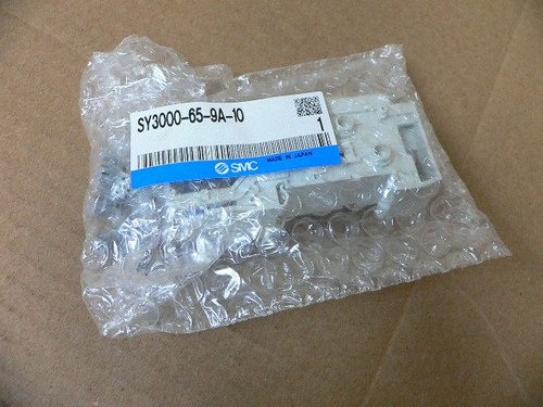 SMC SY3000-65-9A-10 SY3000659A10 SMC CONN BLOCK D-SUB +COM 24VDC INCH TY