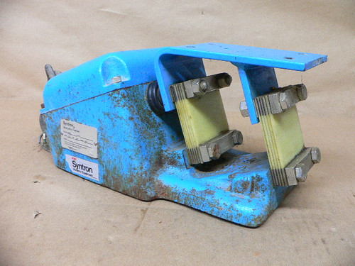 FMC SYNTRON F-010-B MAGNETIC VIBRATORY FEEDER 115V, 50HZ, 2.0A, F010B