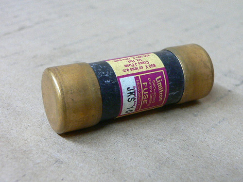 BUSSMANN LIMITRON JKS10 FUSE JKS 10 600 VOLT 10 AMP BUSSMANN LIMITRON JKS10 FUSE JKS 10 600 VOLT 10 AMP