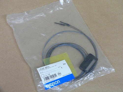 OMRON E32-D21L E32D21L FIBER OPTIC CABLE 2.5 METER CABLE LONG DISTANCE M4