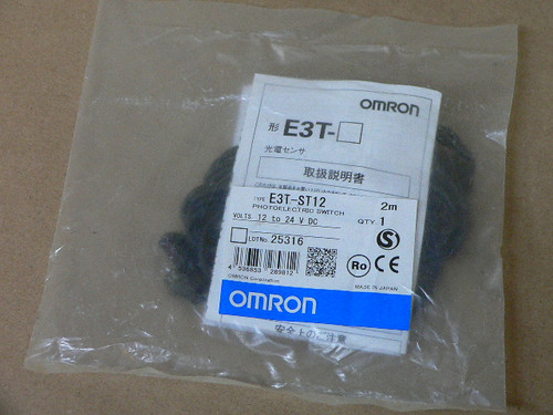 OMRON E3T-ST12 E3TST12 PHOTOELECTRIC SENSOR 1METER T-BEAM DARK ON THRU-BEAM RED