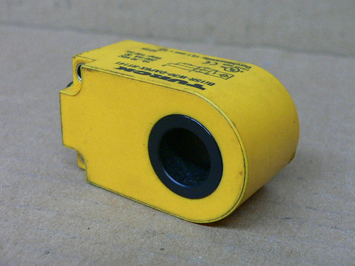TURCK BI15R-W30-DAP6X-H1141 INDUCTIVE RING SENSOR 10-30VDC 200mA H: 30mm