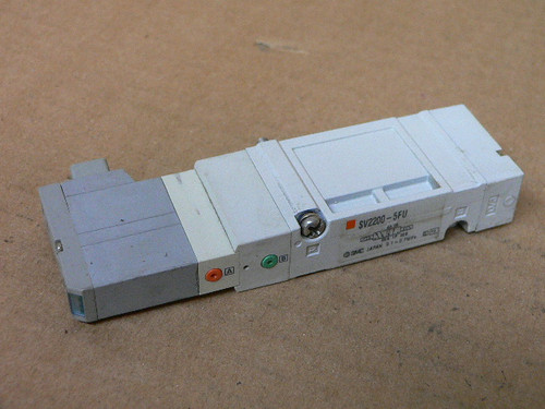 SMC SV2200-5FU SOLENOID VALVE 2 POSITION DOUBLE SOLENOID INTERNAL PILOT 24 VDC