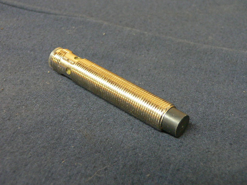 OMRON E2A-M12LN08-M1-C1 E2AM12LN08M1C1 M12LNGUNSH NPB 8MM NPN NO M12 OMRON E2A-M12LN08-M1-C1 E2AM12LN08M1C1 M12LNGUNSH NPB 8MM NPN NO M12