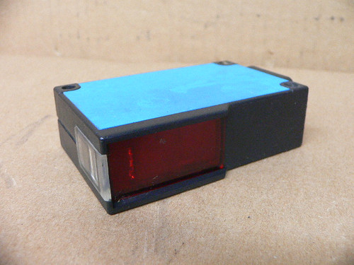 SICK OPTIC ELECTRONIC WL-27-2F440 REFLEX PHOTO POLARIZED PNP RED