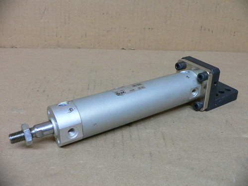 SMC CDG1BA32-100Z CDG1BA32100Z CYLINDER AIR DBL ACT