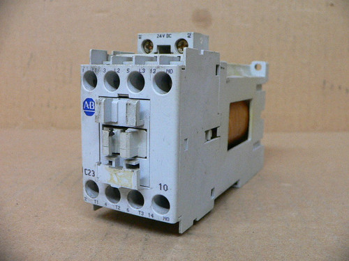 AB ALLEN BRADLEY 100-C23ZJ10 32/23A 2-15HP/115-575VAC 24VDC COIL 1N0 P3106