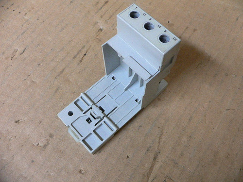 ALLEN BRADLEY 193-EPM1 ADAPTER DIN-RAIL MOUNT FOR OVERLOAD RELAY