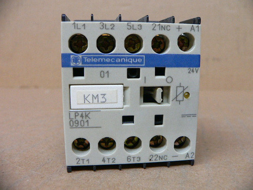 Telemecanique Control Relay Cat No. LP4K0901BW3 24VDC Coil 20 Amp. 600V