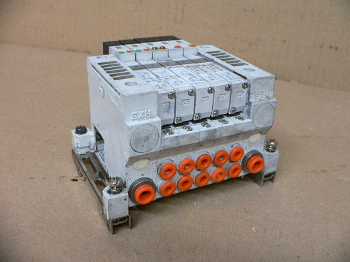 SMC VV5Q11-05N3FU2-DS-010309CDN PNEUMATIC VALVE ASSEMBLY WITH MODULES