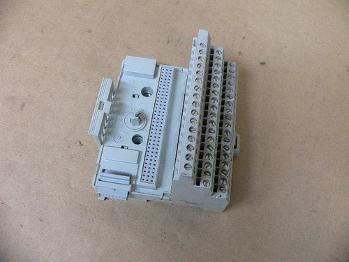 ALLEN-BRADLEY 1794-TB3 TERMINAL BASE MODULE ALLEN-BRADLEY 1794-TB3 TERMINAL BASE MODULE