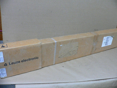 LEUZE SD4T30-1200, SD4R30-1200E, SAFETY LIGHT CURTAIN FULL SET SOLID-4 BRAND NEW