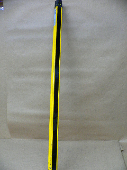 ALLEN BRADLEY GUARDMASTER GUARDSHIELD LIGHT CURTAIN 440l-R4J0960YD ALLEN BRADLEY GUARDMASTER GUARDSHIELD LIGHT CURTAIN 440l-R4J0960YD