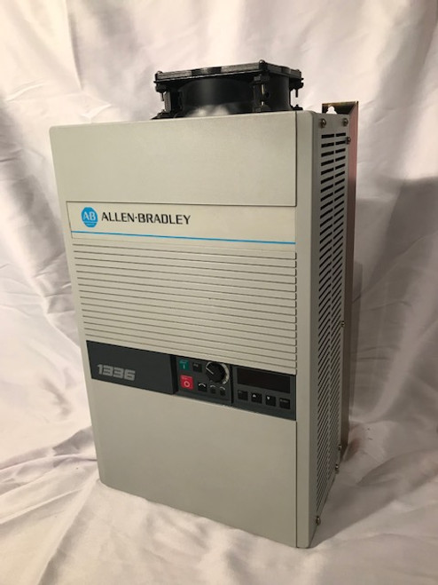ALLEN BRADLEY 1336-C003-EAD-S1 AC Drive 600v 4.3kva 4.3a