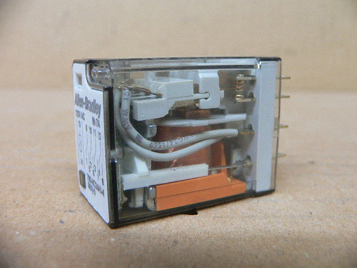 Allen-Bradley 700-HC24A1-4 Relay 120VAC 50/60Hz 14-Pin 1/6HP 5 Amp Allen-Bradley 700-HC24A1-4 Relay 120VAC 50/60Hz 14-Pin 1/6HP 5 Amp