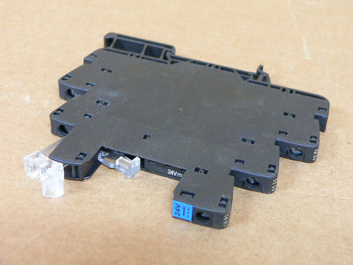 Weidmuller TRS 24VDC 1CO Screw Interface Base Weidmuller TRS 24VDC 1CO Screw Interface Base