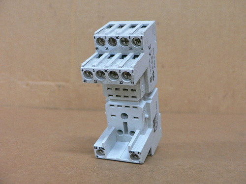 ABB CR-M4SS Relay Socket 12A (300VAC) ABB CR-M4SS Relay Socket 12A (300VAC)