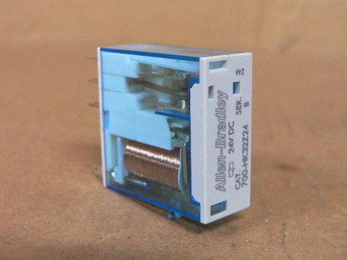 ALLEN BRADLEY 700-HK32Z24 RELAY 24VDC