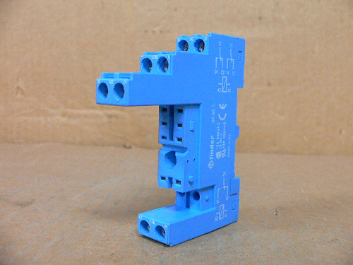 Finder 95.95.1 Relay Socket