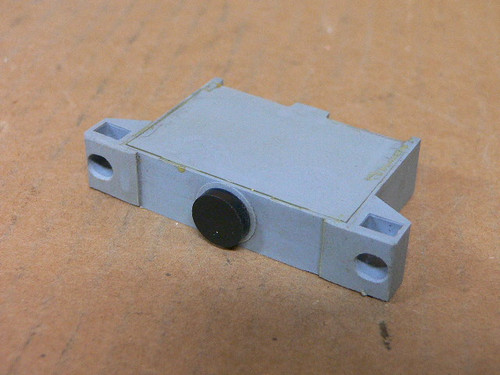 Balluff BES-516-110D Inductive Sensor 10-30V DC