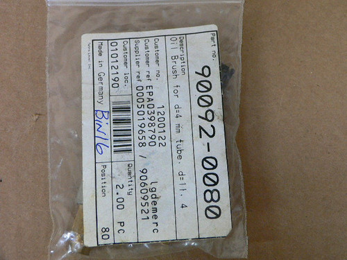 TETRA PAK 90092 0080 Oil Brush