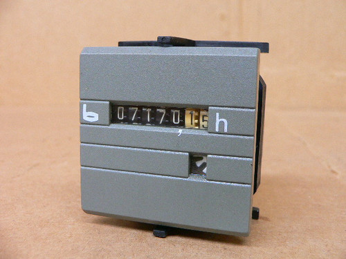 Bauser 4297 Digital Hour Meter 10 to 80VDC  637 633