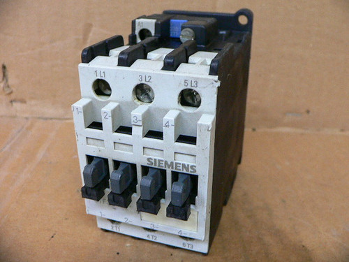 Siemens 3TF3300-0AP07 3-pole AC Contactor 230V