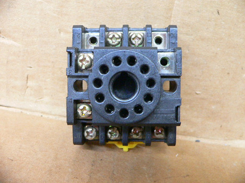 Omron PF113A Relay Socket Octal Base 11-Pin