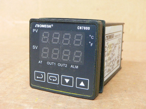 Omega CN7833 Ramp/Soak Controller