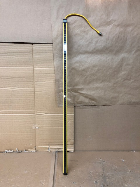 BANNER USE4024YP2 SENSOR Micro screen Light curtain
