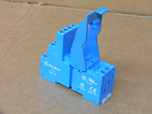 FINDER 94.02 RELAY BASE