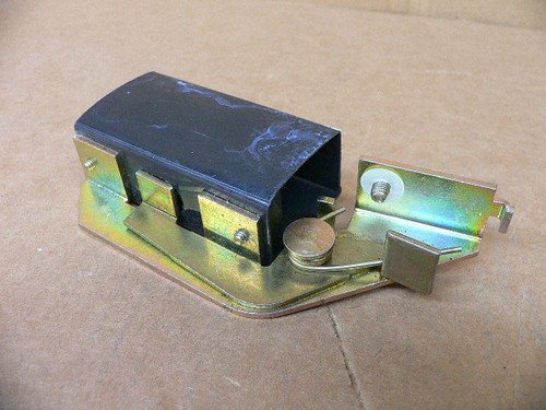 SQUARE D EK300-2 INTERLOCK SWITCH