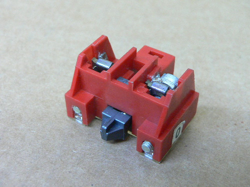 MTE Series 800 Switch Contact Block