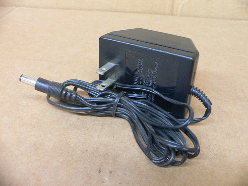 BAKNOR AC Adapter Model: AZ-12D-0.5-G 12V BK 1250-A9025E3P