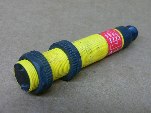 BANNER S18RW3FF50Q1 EZ-BEAM FIXED SENSOR