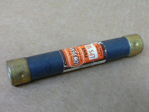 BUSSMAN LOW PEAK DUAL ELEMENT TIME DELAY FUSE 600V K5 LPS 10