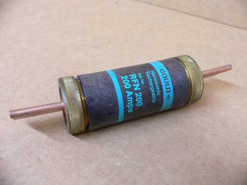 Gould Shawmut RFN200 Renewable 200A Fuse RFN 200