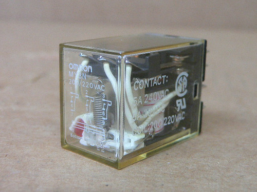 Omron MY3N 200/220VAC Relay