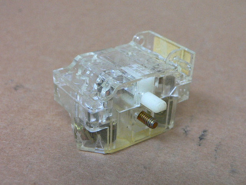 Square D 9001 KA-3 9001KA3 Contact Block