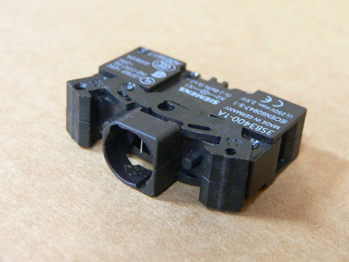 Siemens 3SB3400-1A Lamp Module Contact Block