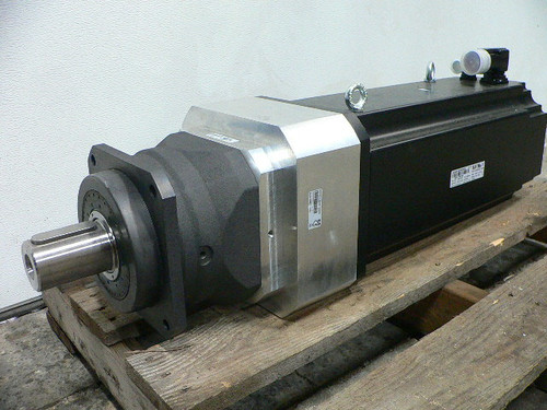 B&R 8LSA86.E1020D000-0  SERVO MOTOR