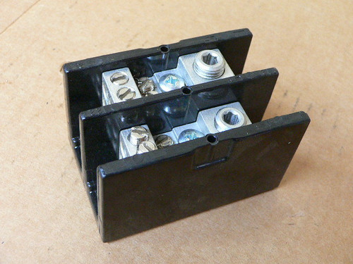 Littelfuse LD2570-2 POWR-GARD POWER DISTRIBUTION BLOCK 2 POLE