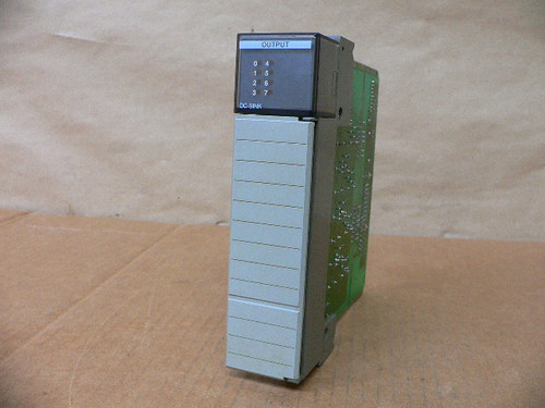 ALLEN BRADLEY 1746-OV8 SER. SLC500 OUTPUT MODULE 1746OV8